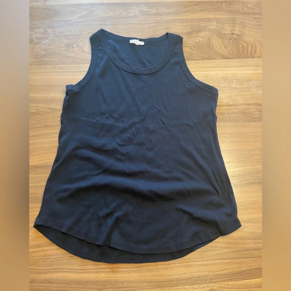 Women’s Scoop Neck Tank - Picture 2 of 5